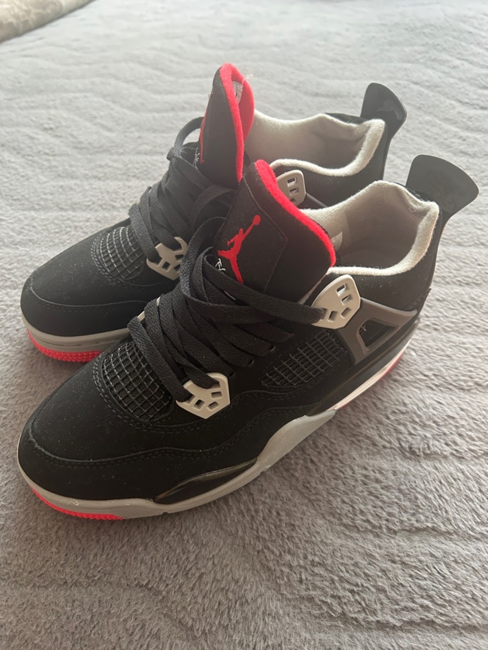 NWOT Jordan’s size 6.5Y-Please read description